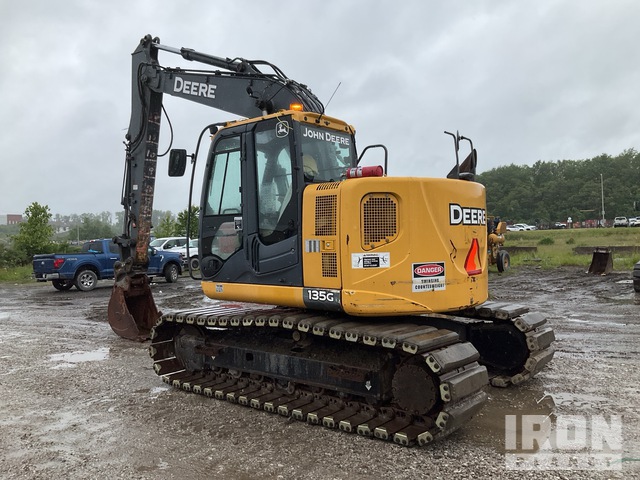 EXCAVADORA 2012 JOHN DEERE 135G