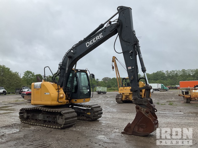 EXCAVADORA 2012 JOHN DEERE 135G