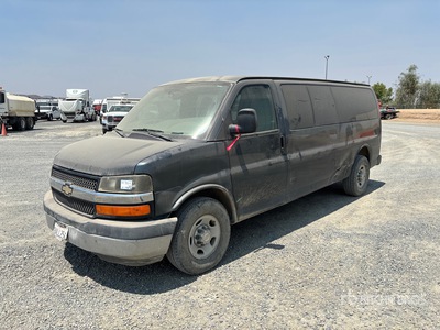 2015 Chevrolet Express 12 Personentransport-Kombi