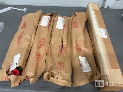 (5) Eaton AE706500-1 Non-Metallic Hose Assemblies
