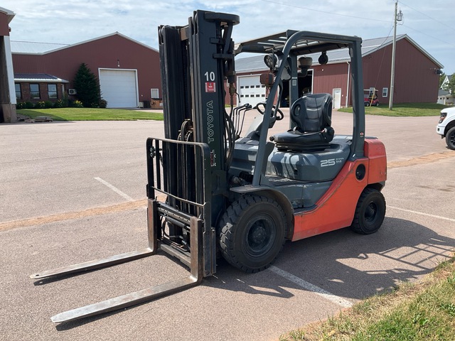 2007 Toyota 8FDU25 3750 lb Cushion Tire Forklift 2007 Toyota 8FDU25 3750 lb Cushion Tire Forklift