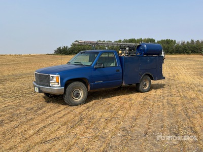 1997 GMC 2500 SL 4x2 Service Truck