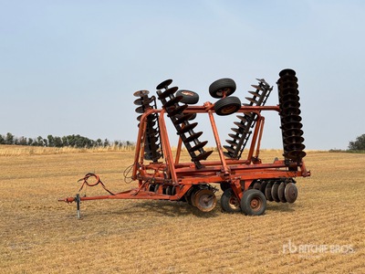 Allis Chalmers 2600D 26 ft Tandem Disc