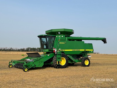 1999 John Deere CTS II Cosechadora
