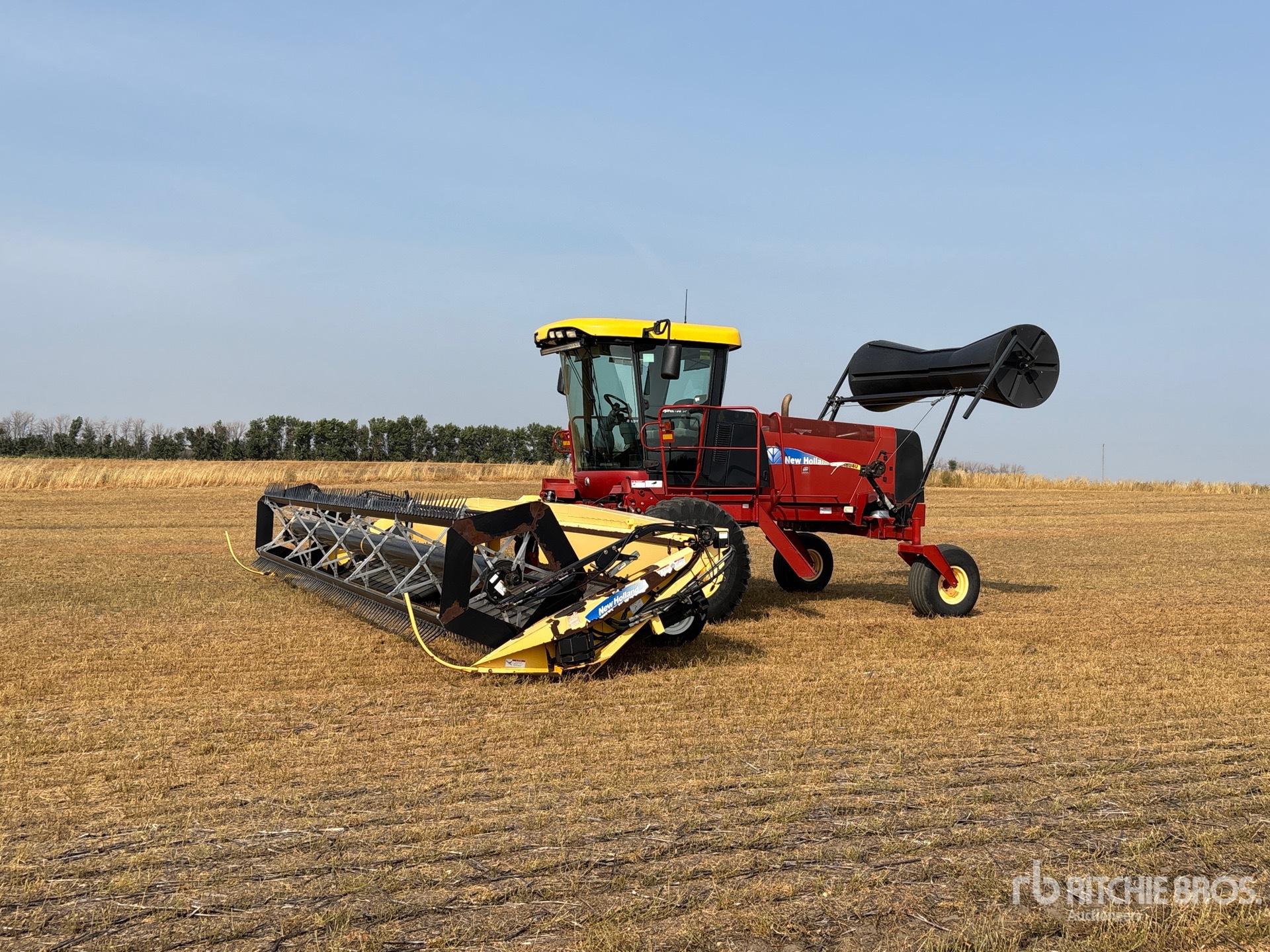 2009 New Holland H8040 30 ft Swather Windrower