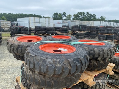Quantity of (8) Bobcat 5.70-12 w/Wheels Banden (Unused) - Fits Bobcat S570