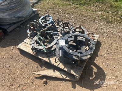 Quantity of Assorted Pipe Clamps