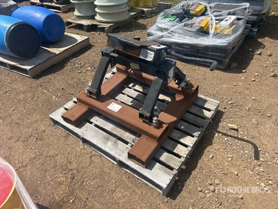 Medium Duty Fifth Wheel Hitch (Automotive Style)