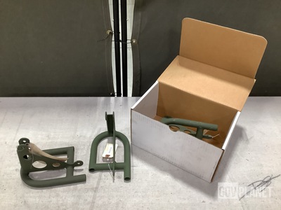 (40) General Dynamics 43019146 Vehicular Components Brackets