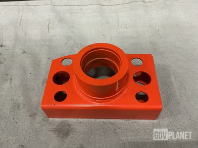 (27) Crown 496850 Trunnion Boxes
