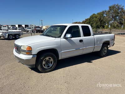 2000 GMC Sierra 1500 4x4 Extended Cab Pickup