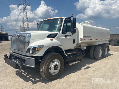 2009 International 7500 4000 gal 6x4 Water Truck