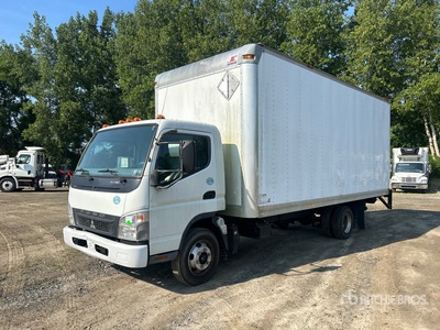 2010 Mitsubishi FE 4x2 Moving Van Truck
