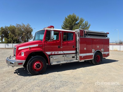 2000 Freightliner FL70 4x2 Extended Cab 消防車