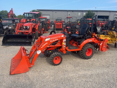 Kubota BX2380RV-1 4WD tractor utilitario