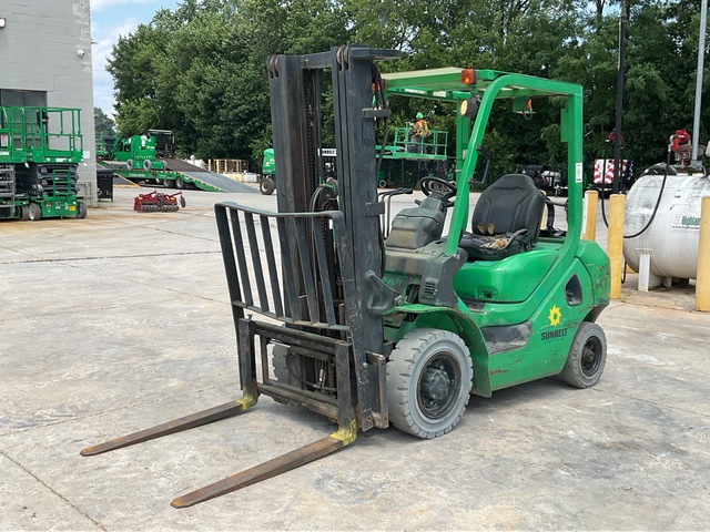 2006 Komatsu FG25T-16