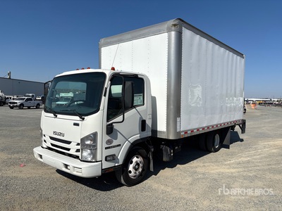 2020 Isuzu NPR 4x2 Van Truck