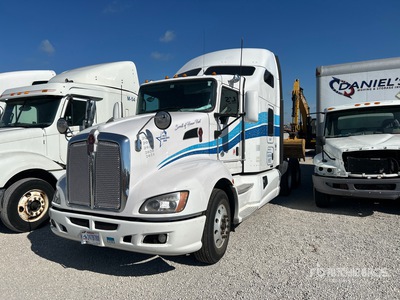 2012 Kenworth T660 6x2 T/A Sleeper Truck Tractor (Inoperable)