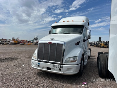 2013 Peterbilt 587 6x4 T/A Sleeper Truck Tractor