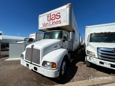 2005 Kenworth T300 4x2 Van Truck (Inoperable)