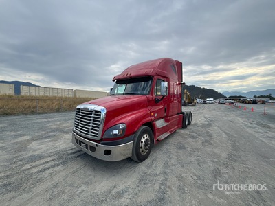 2017 Freightliner Cascadia 125 6x4 T/A Slaapcabine Trekker
