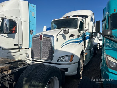 2012 Kenworth T660 6x2 Cabeza Tractora Cabina Dormitorio