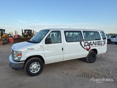 2014 Ford E-350 Personentransport-Kombi