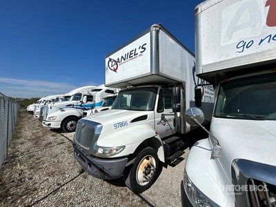 2006 International 4x2 Moving Van Truck (Inoperable)