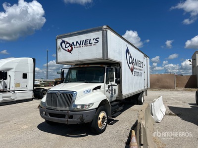 2006 International 4x2 Moving S/A Sleeper Truck Tractor (Inoperable)