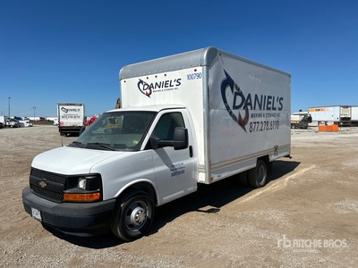 2017 Chevrolet Express 4x2 Van Truck