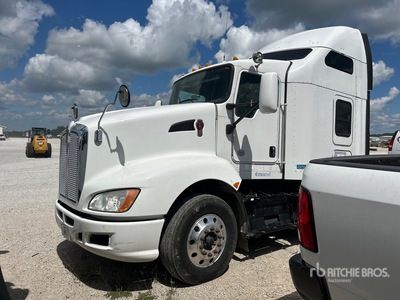2012 Kenworth T600 6x4 S/A Sleeper Truck Tractor (Inoperable)