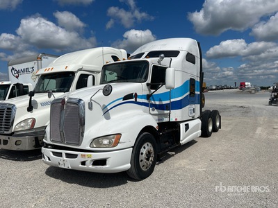2012 Kenworth T600 6x2 2-Achs Sattelzugmaschine mit Schlafkabine (Inoperable)