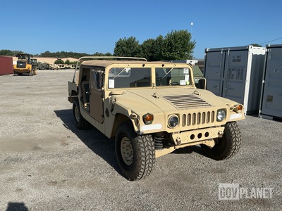 2008 AM General M1097R1 HMMWV 4 Door Soft Top w/Truck Body