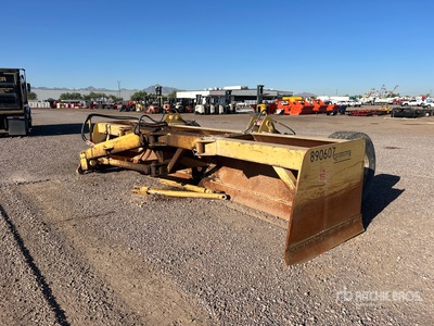 Grademaster GM18 2 Tire Hydraulic Pull Scraper