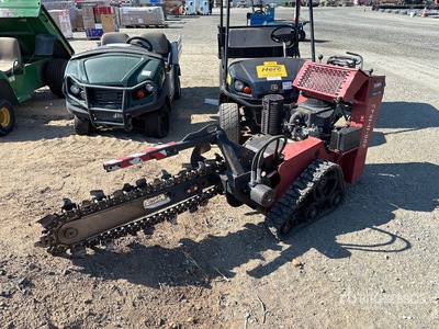 2016 Toro TRX-20 Tracked Walk-Behind Zanjadora