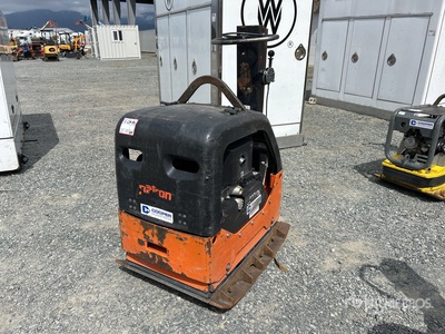 2020 Patron RP504 Reversible Vibratory Plate Compactor