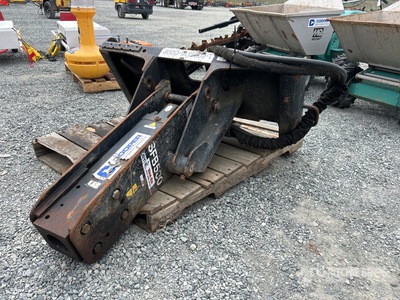 2020 Bobcat NB160 33 in Skid Steer Breaker