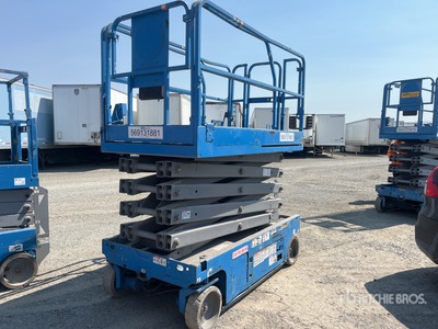 2015 Genie GS3246 Electric Scissor Lift