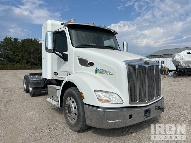 CAMIóN 2016 PETERBILT