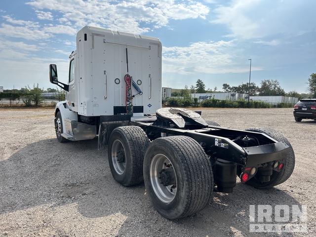 CAMIóN 2016 PETERBILT