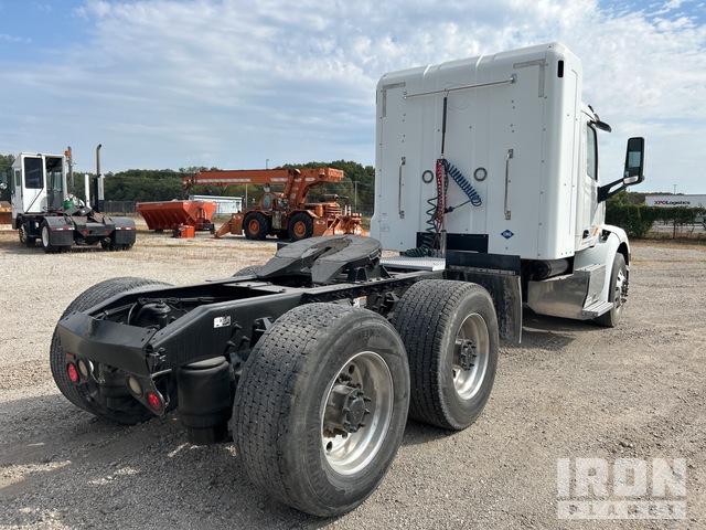 CAMIóN 2016 PETERBILT
