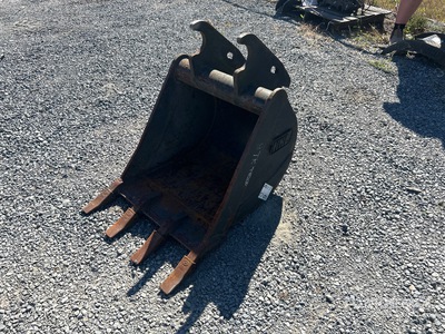 HNL 22 in Digging Skid Steer Bucket (Unused)