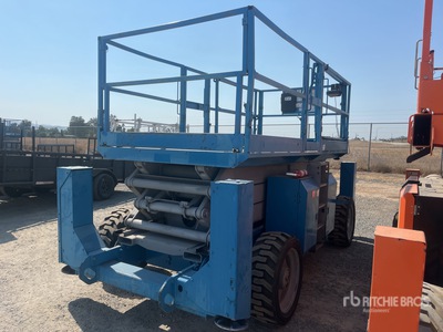 2012 Genie GS3390RT 4x4 Dual Fuel Scissor Lift