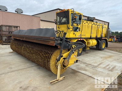 2005 MB HB2723 Sweeper Truck