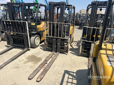 2015 Yale GLP060VX 5700 lb Pneumatic Tire Forklift