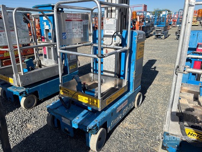 2016 Genie GR-20 Ascenseur à mât vertical