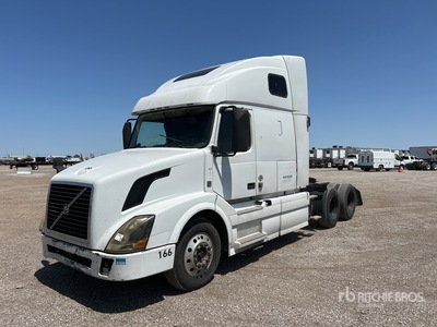 2015 Volvo VNL670 6x4 T/A Sleeper Truck Tractor