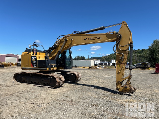 EXCAVADORA 2013 CATERPILLAR 320E