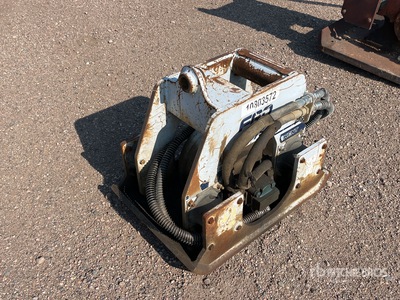 24 in Excavator Plate Compactor