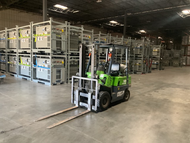 Nissan NJ01 1750 lb Pneumatic Tire Forklift